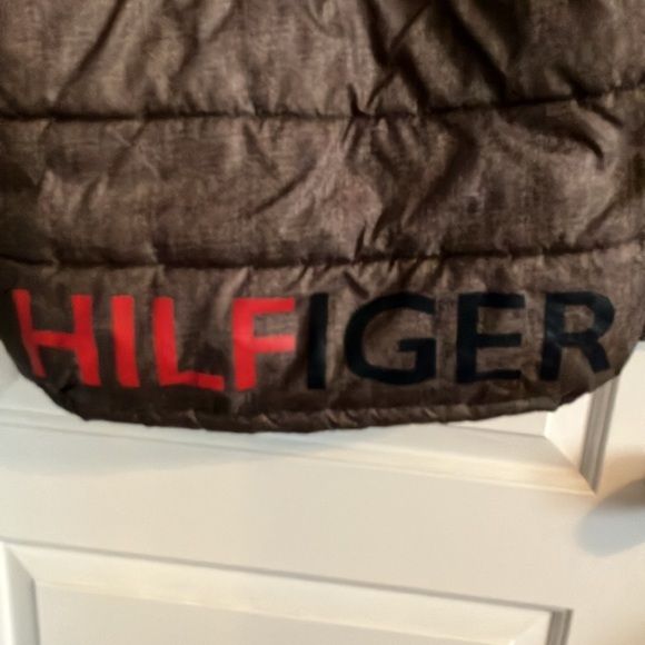 Tommy Hilfiger coat size Medium - Picture 6 of 8